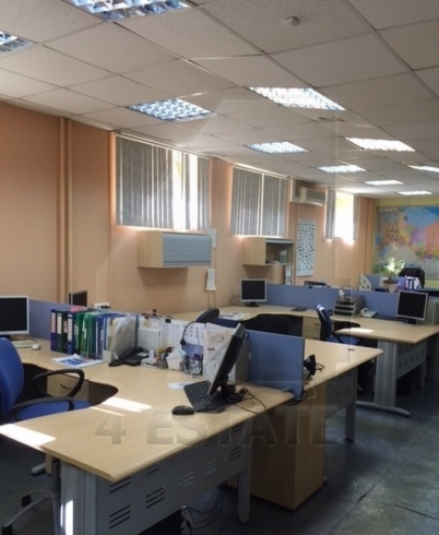 Аренда помещения свободного назначения, м.Баррикадная.