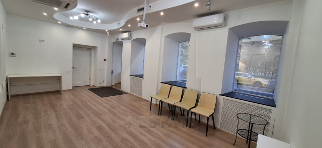 Аренда торгового помещения, м.Цветной б-р.