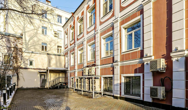 Аренда офисного особняка класса B+, м.Чистые пруды.