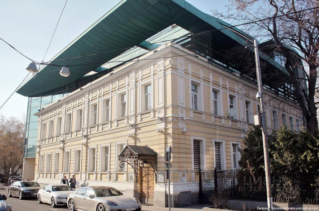 Аренда офисов в бизнес центре класса "А"  м. Баррикадная 