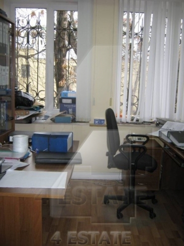 Продажа презентабельного особняка(можно банк), м.Цветной б-р.