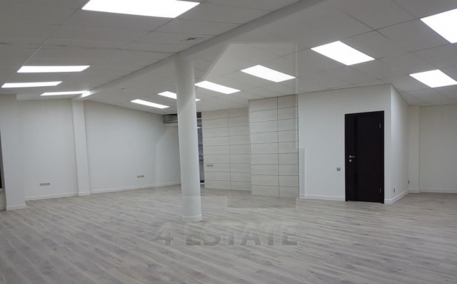 Аренда помещения с отдельным входом м. Парк культуры.