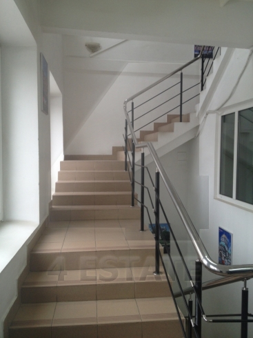 Продажа презентабельного бизнес центра и особняка, м.Добрынинская.