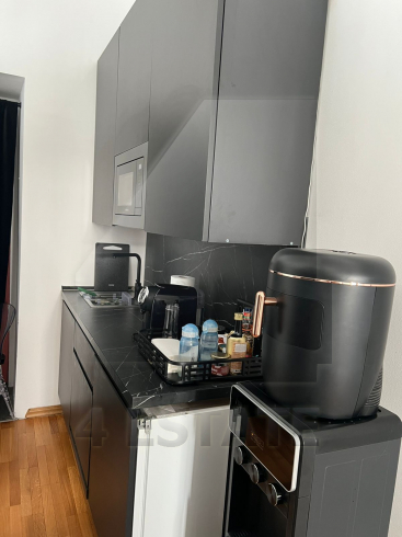 Офисы в историческом здание, м.Чистые пруды.