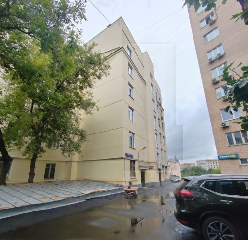 Помещение с отдельным входом, м.Цветной бульвар.