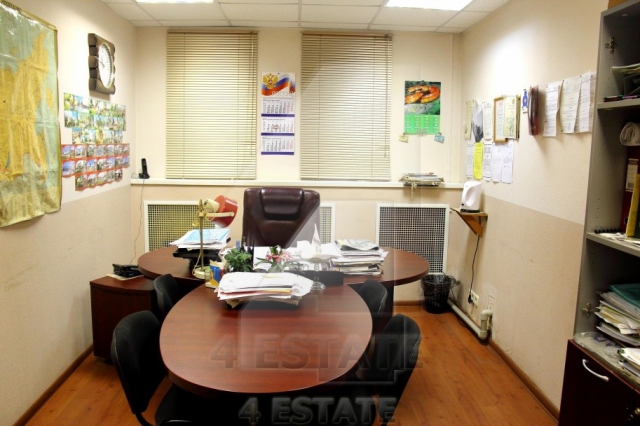 Аренда помещения в офисном здании м. Красносельская.